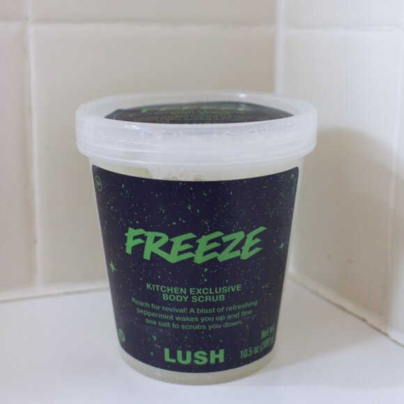 Freeze Body Scrub - Lush Kitchen Exclusive January 2025 - Picture 5 of 5